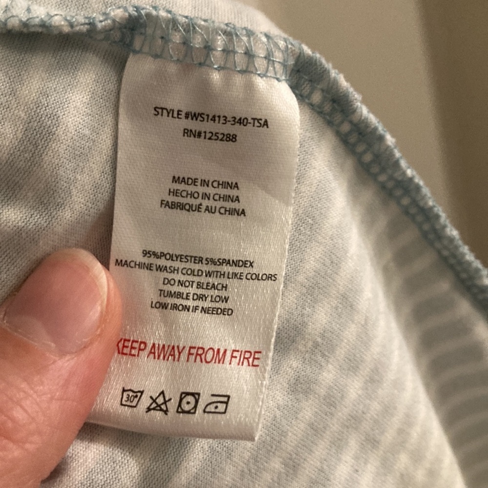 Buttery Soft Striped Robe Size Large - Picture 4 of 4